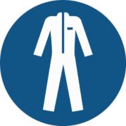 M010