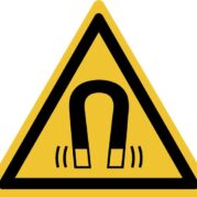 W006